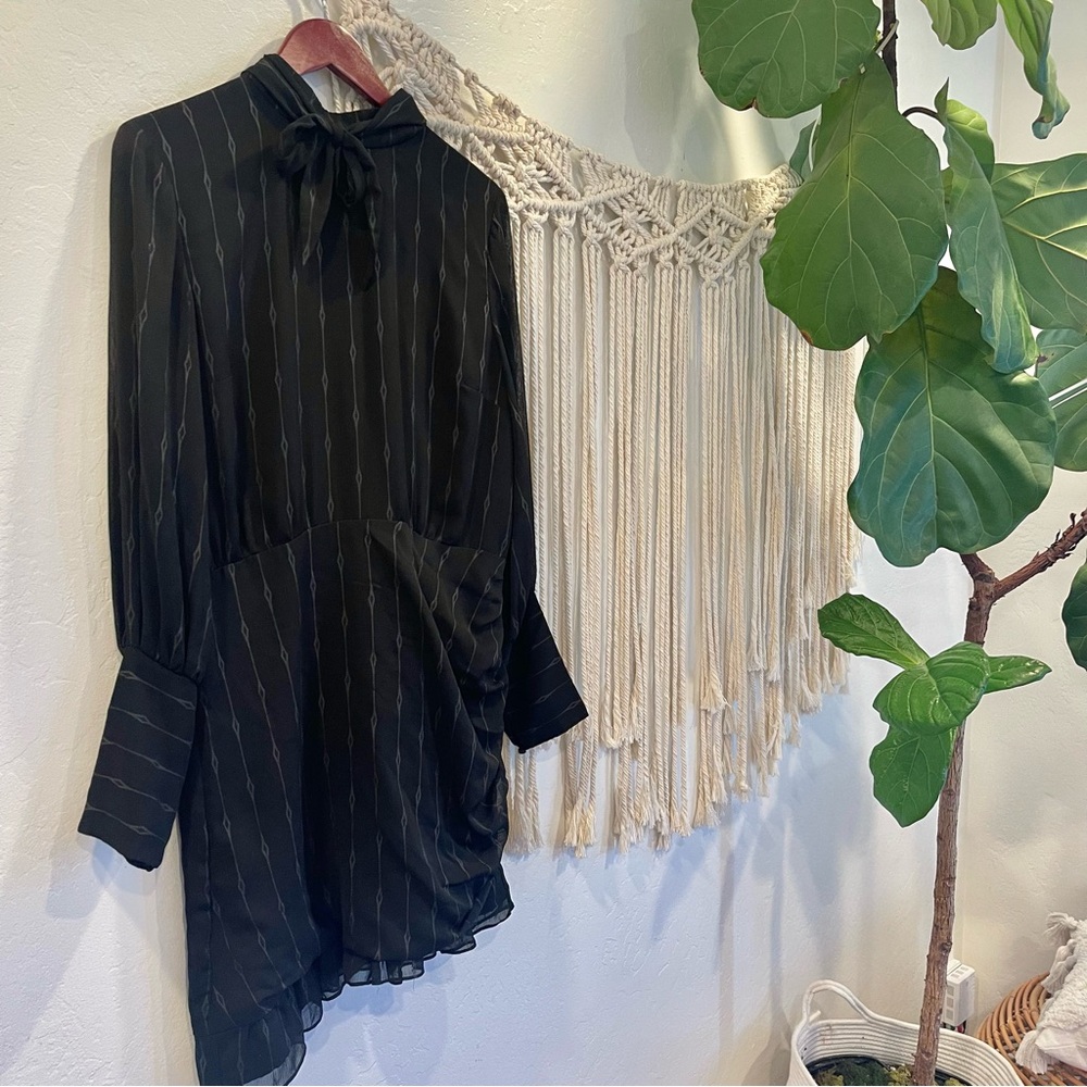 Stevie May Black Crepe Beaded Always Ready Mini Long Sleeve Cocktail Dress Sz 12 - Picture 7 of 9